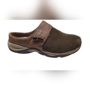 Women's Eseliana Chestnut Suede Slip-on Clog - 10W